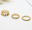 De Juwelenringen van de vrouwen Luxueuze Manier 15 - 18mm Gouden Legering om Hoepel